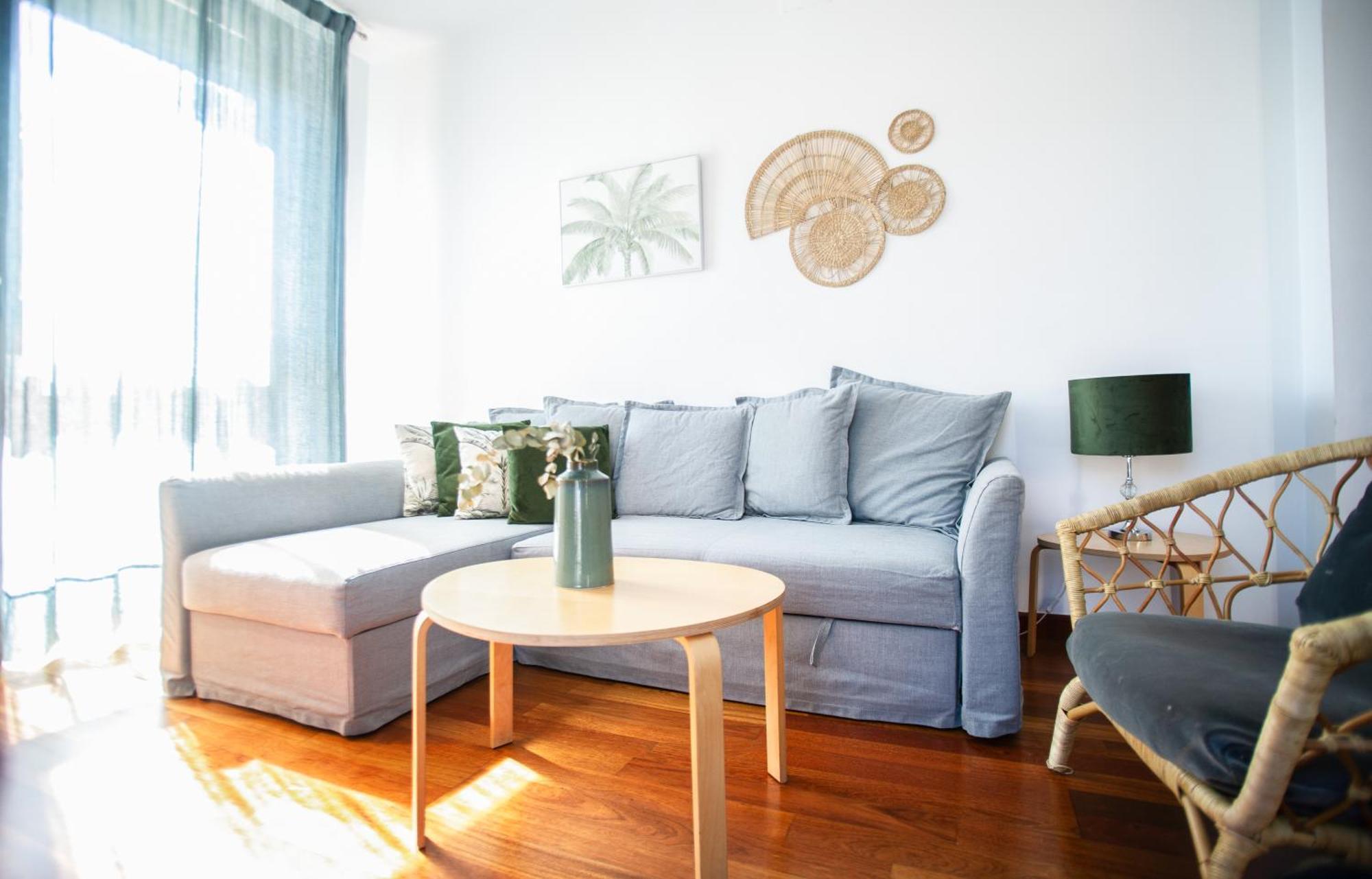 Azz Sevilla Torre De La Plata Apartamentos Екстериор снимка
