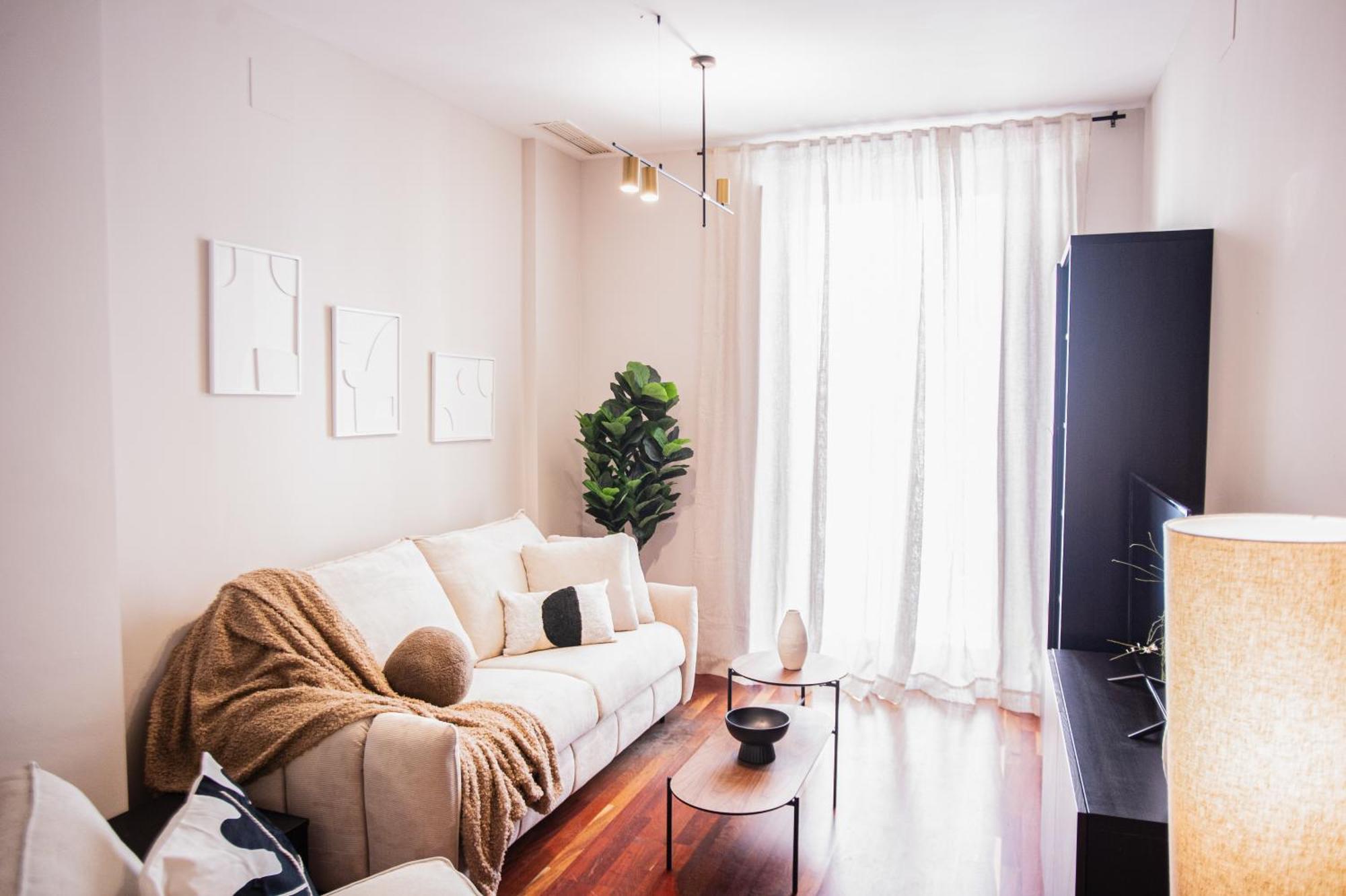 Azz Sevilla Torre De La Plata Apartamentos Екстериор снимка